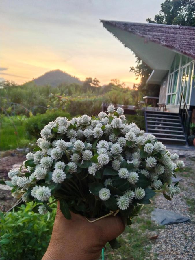 Royal Mountain View Villa Ratchaburi Exterior photo