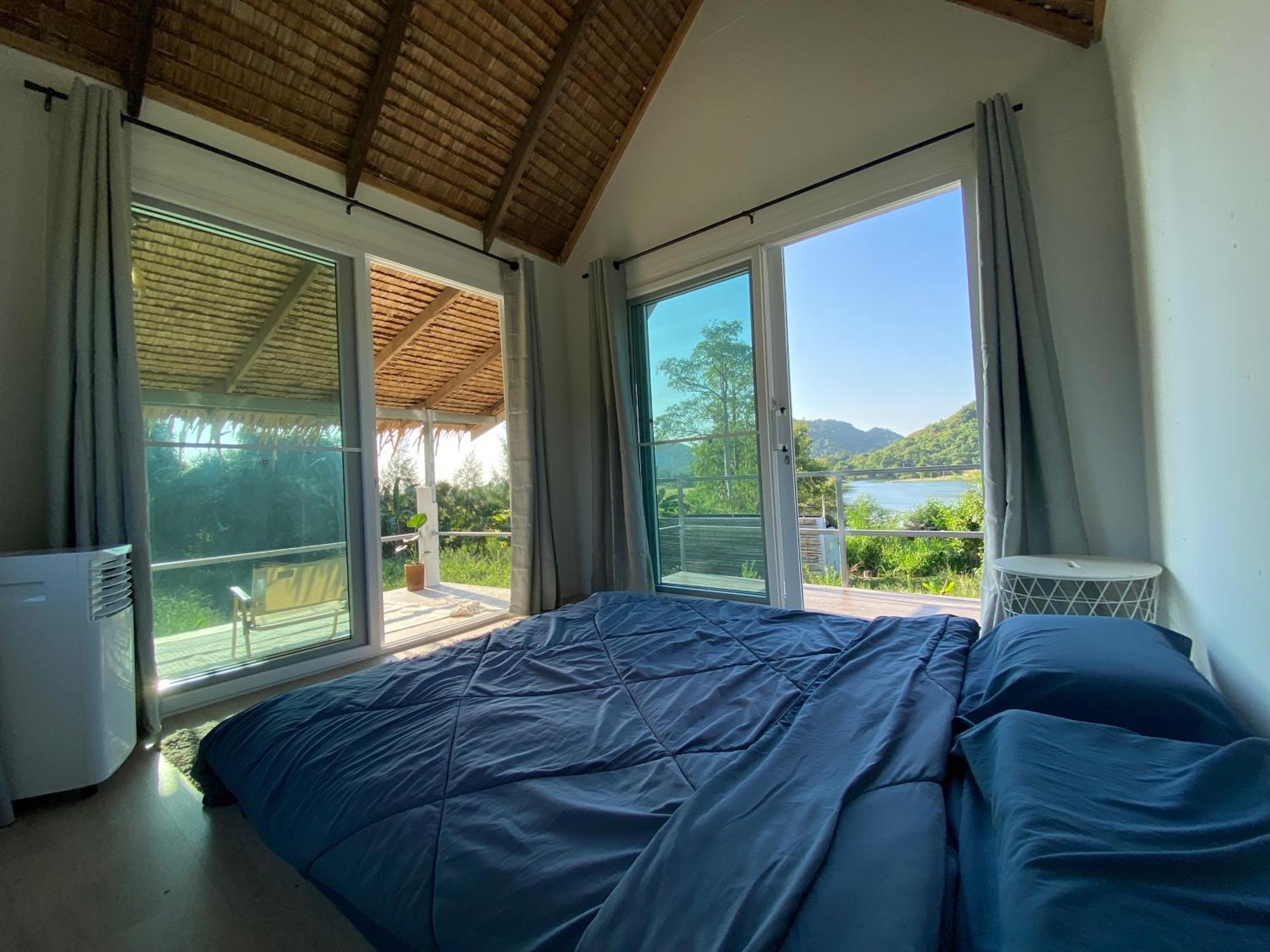 Royal Mountain View Villa Ratchaburi Exterior photo